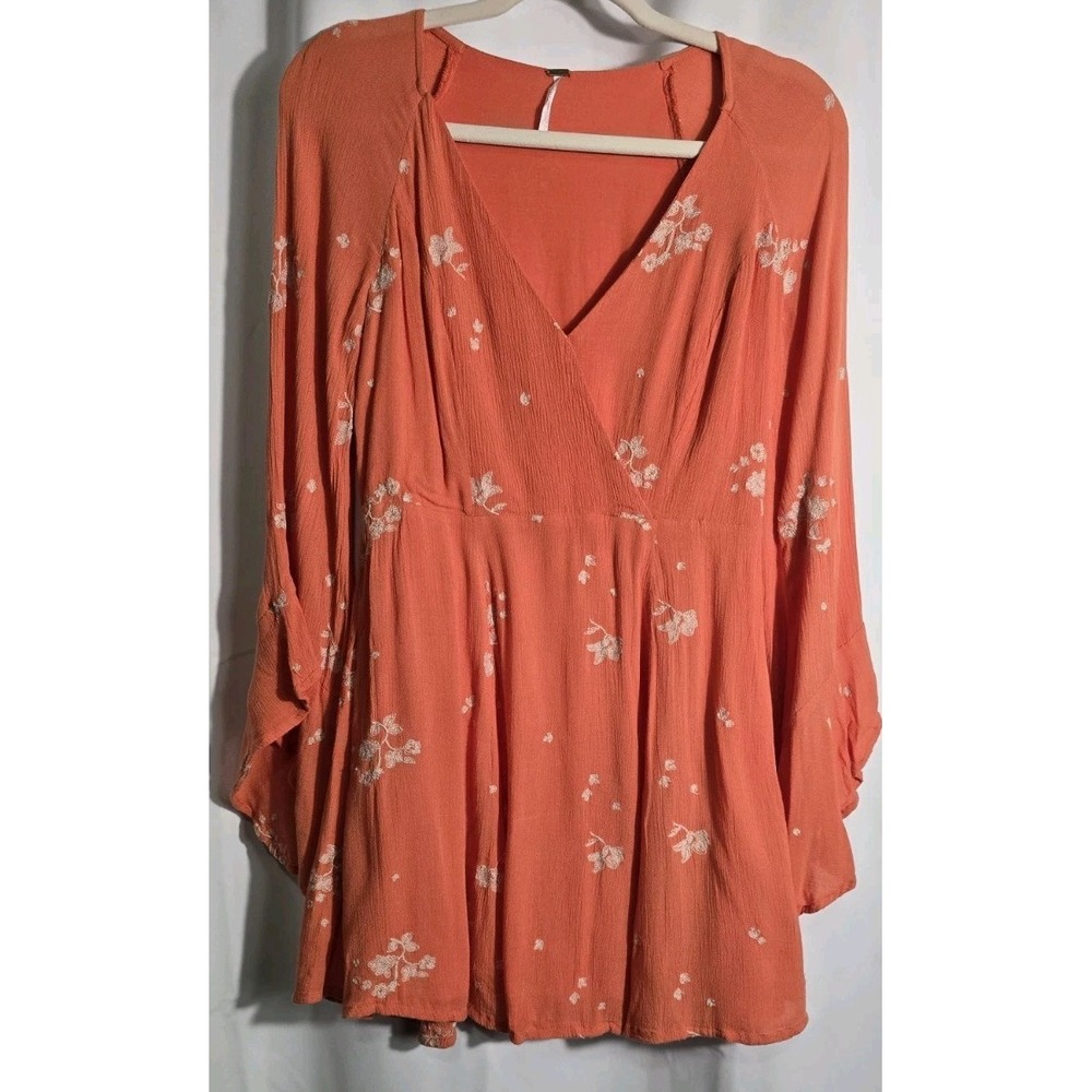 Free People dress Womens Ruffles Deep‎ V-Neck Long Sleeve Size 6